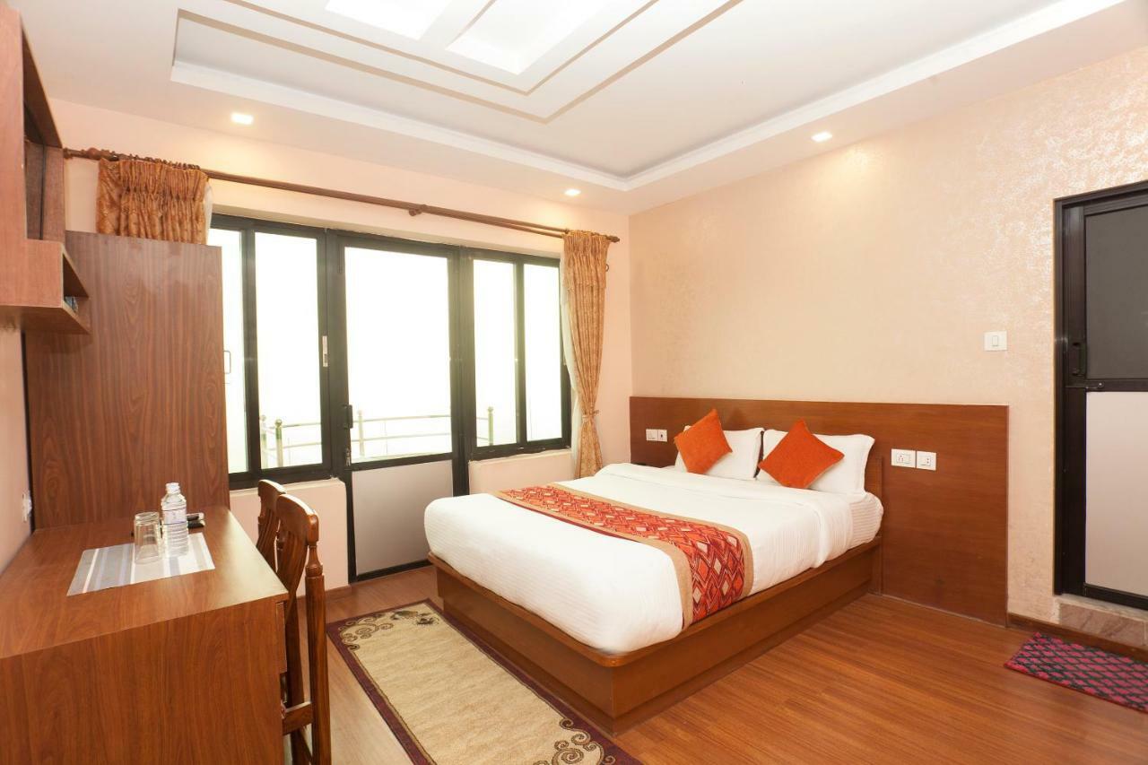 Bojinee Nagarkot Resort Exterior photo