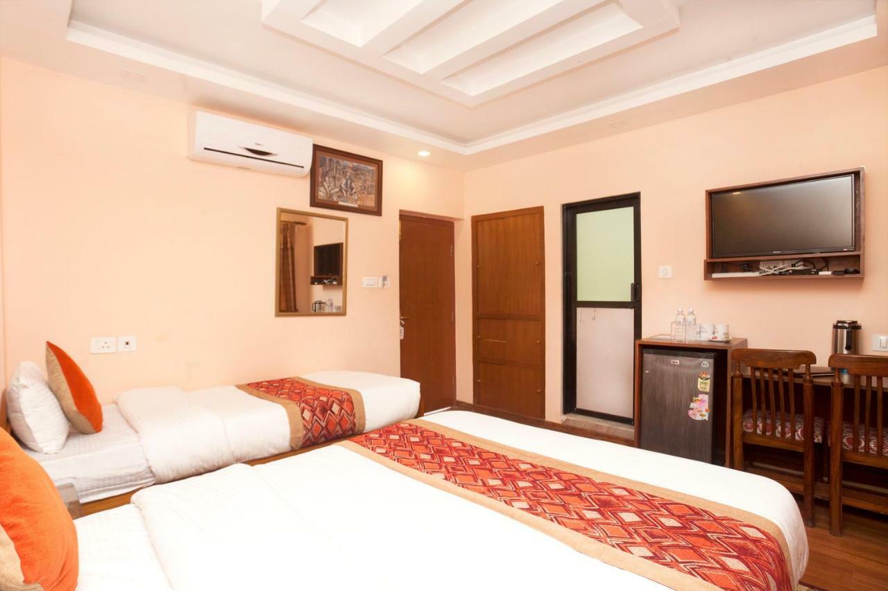 Bojinee Nagarkot Resort Exterior photo