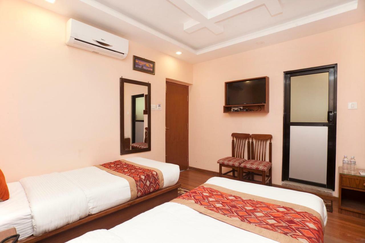 Bojinee Nagarkot Resort Exterior photo