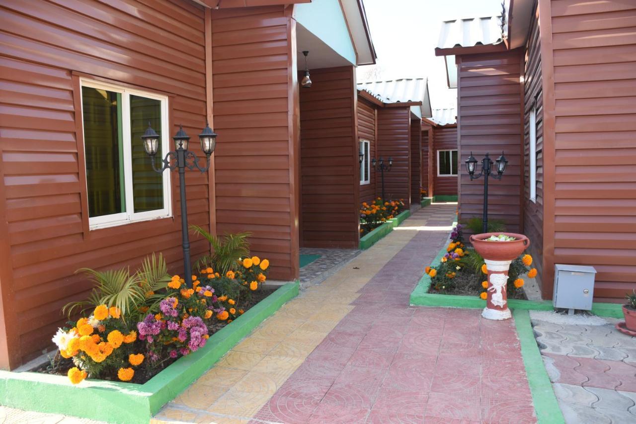 Bojinee Nagarkot Resort Exterior photo