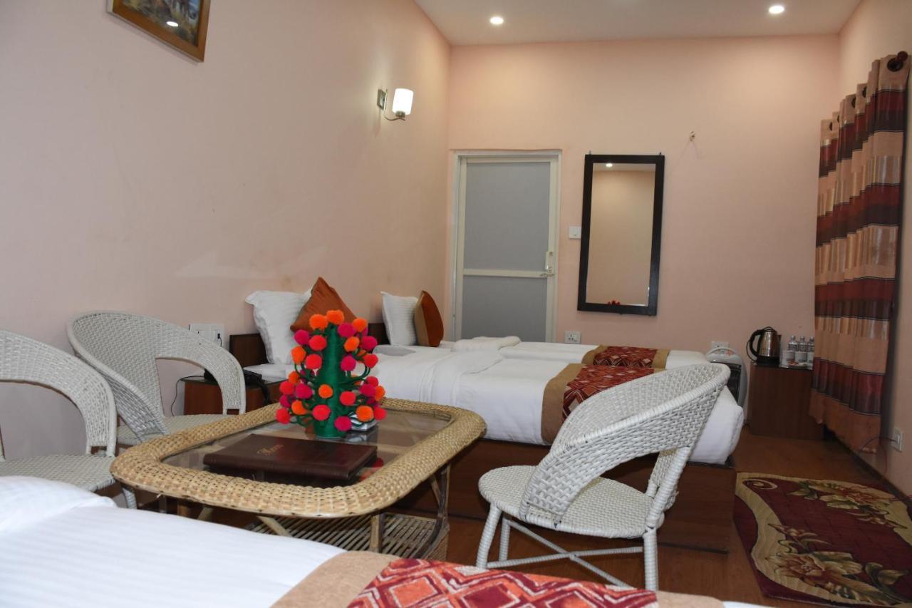 Bojinee Nagarkot Resort Exterior photo
